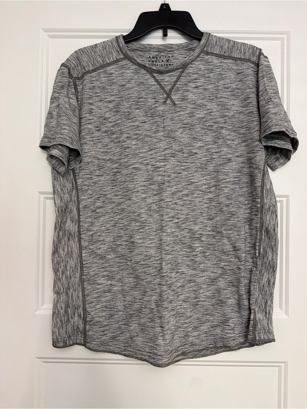 American Eagle Outfitters Gray Heather Short Sleeve Crew Neck Tee